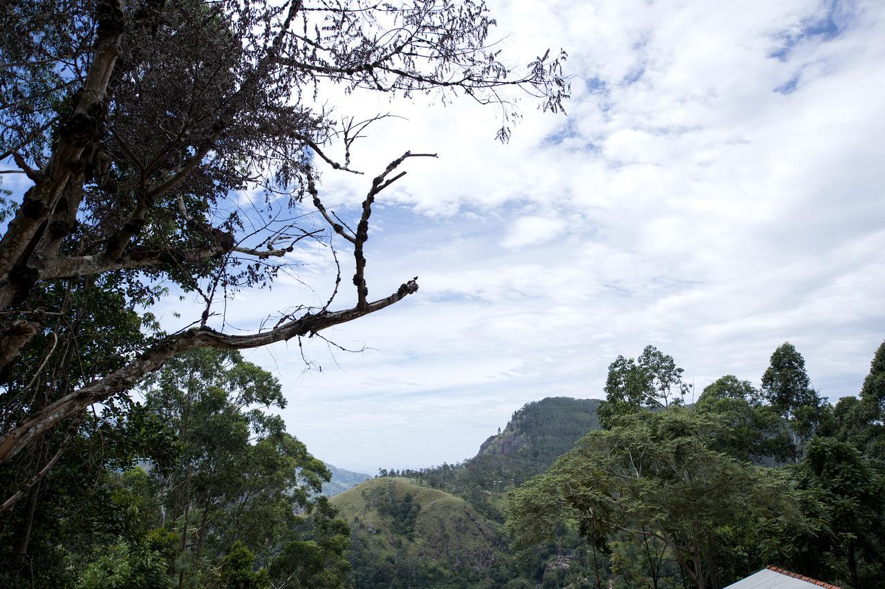 Apurvi Homestay Ella Esterno foto