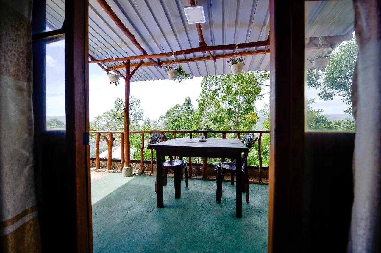 Apurvi Homestay Ella Esterno foto
