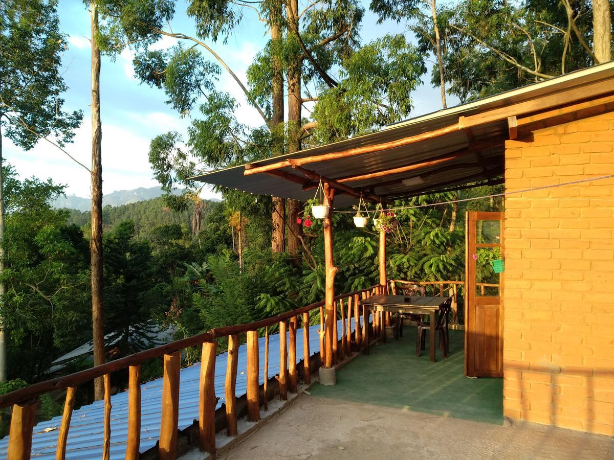 Apurvi Homestay Ella Esterno foto