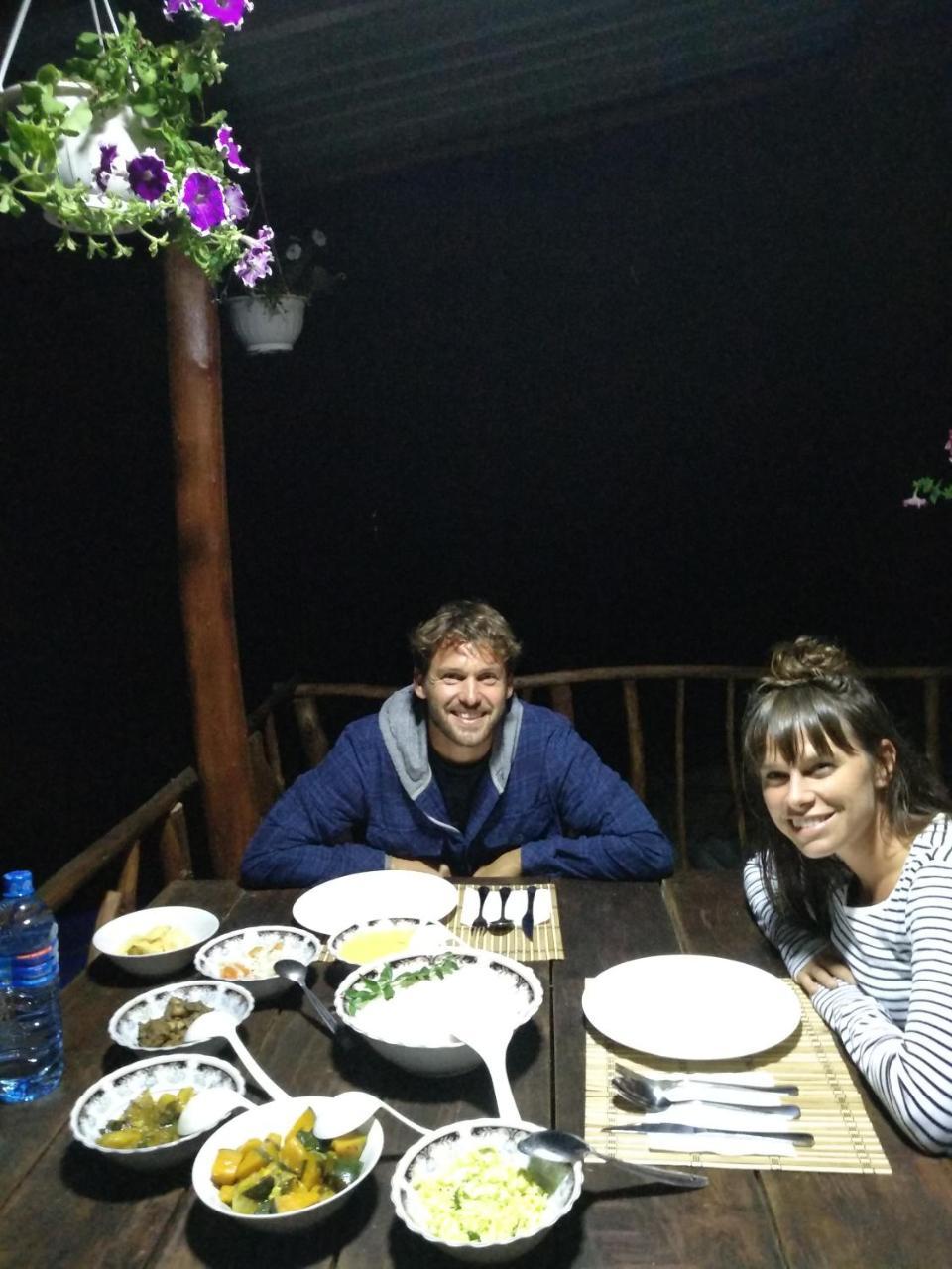 Apurvi Homestay Ella Esterno foto